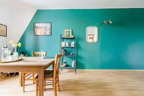 Chez Joséphine Et Pierre *